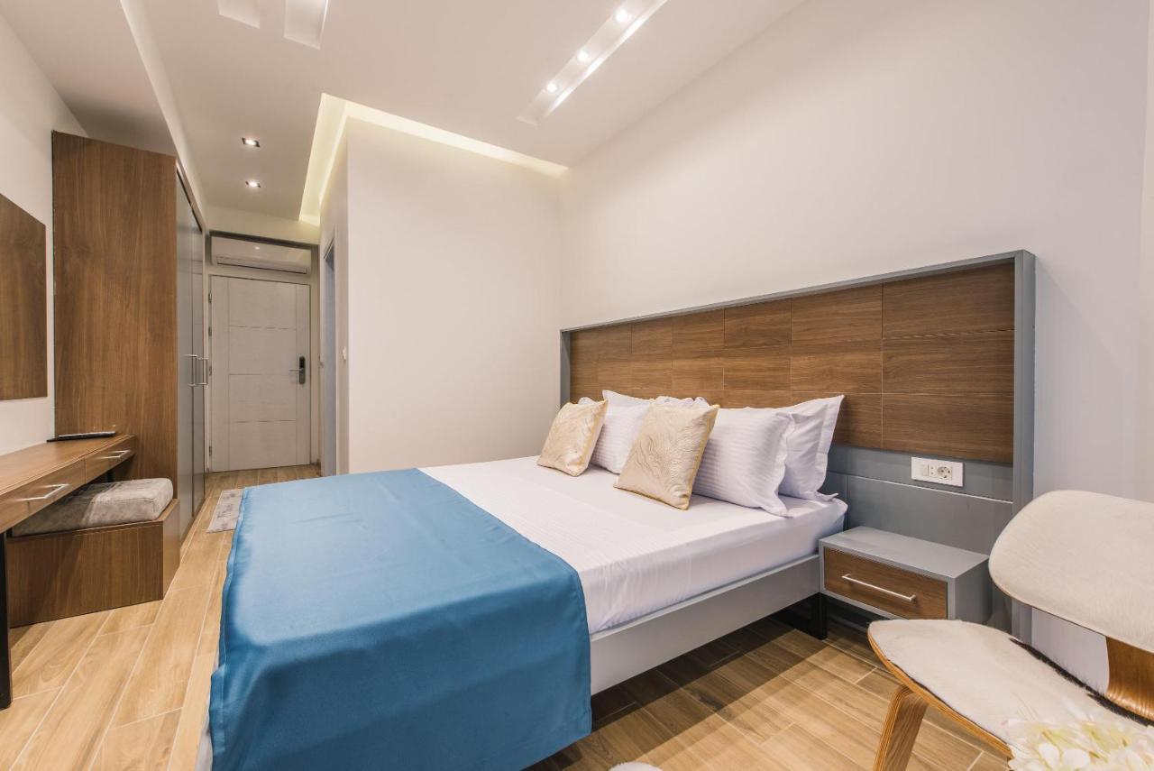 Atelier Hotel Ulcinj Buitenkant foto