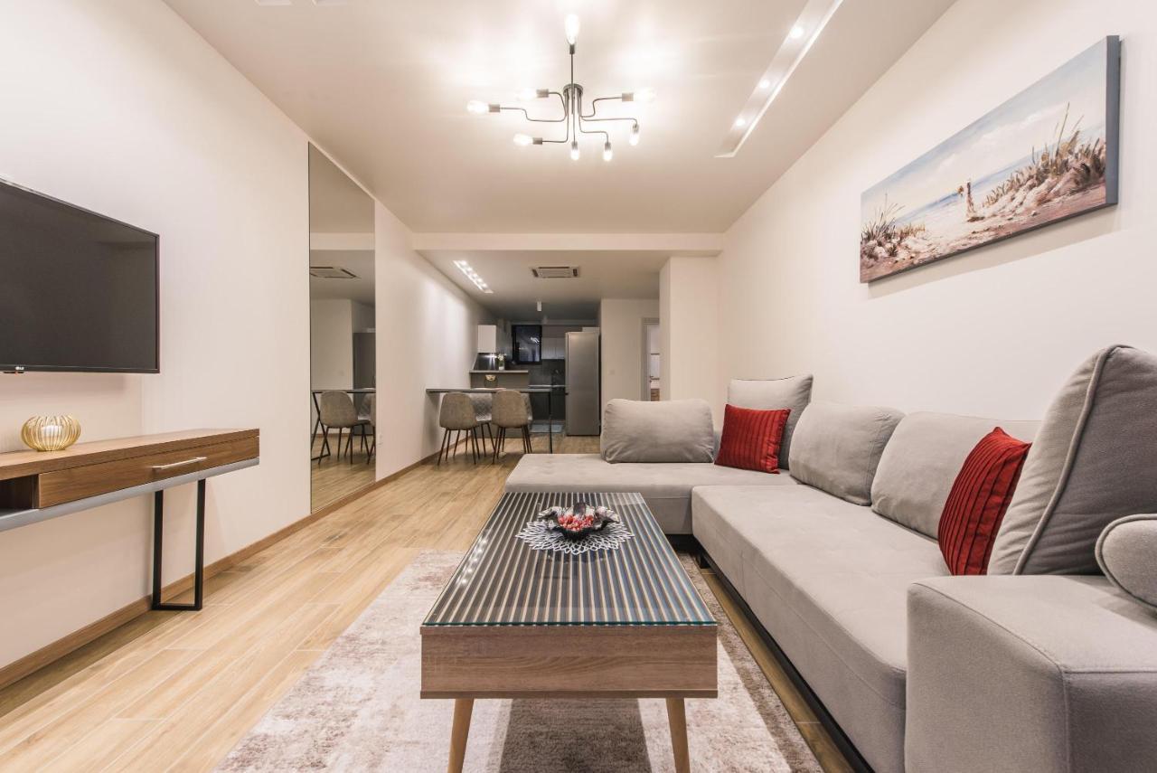 Atelier Hotel Ulcinj Buitenkant foto
